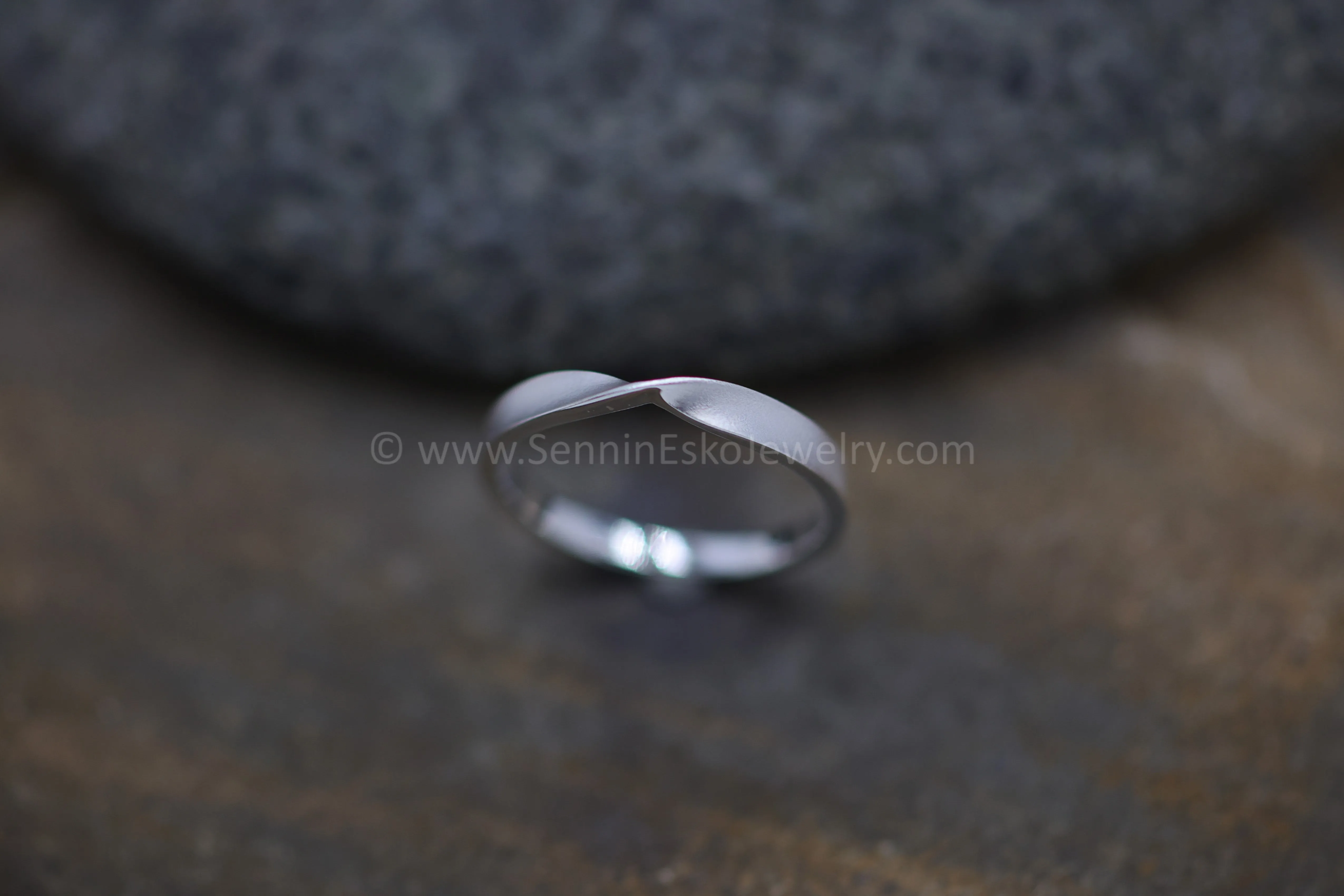 READY TO SHIP Mobius Stacking Ring, Size 7