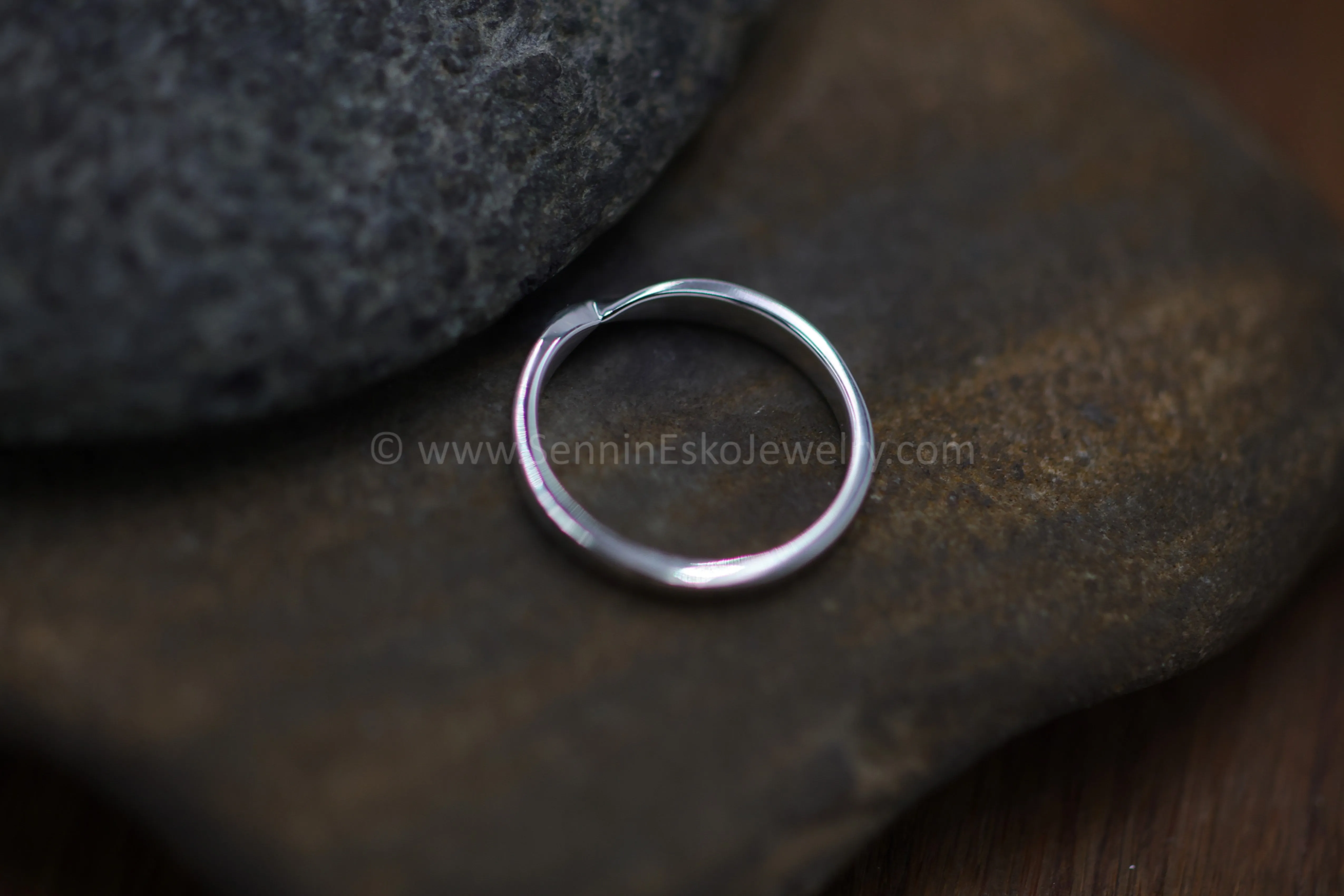 READY TO SHIP Mobius Stacking Ring, Size 7