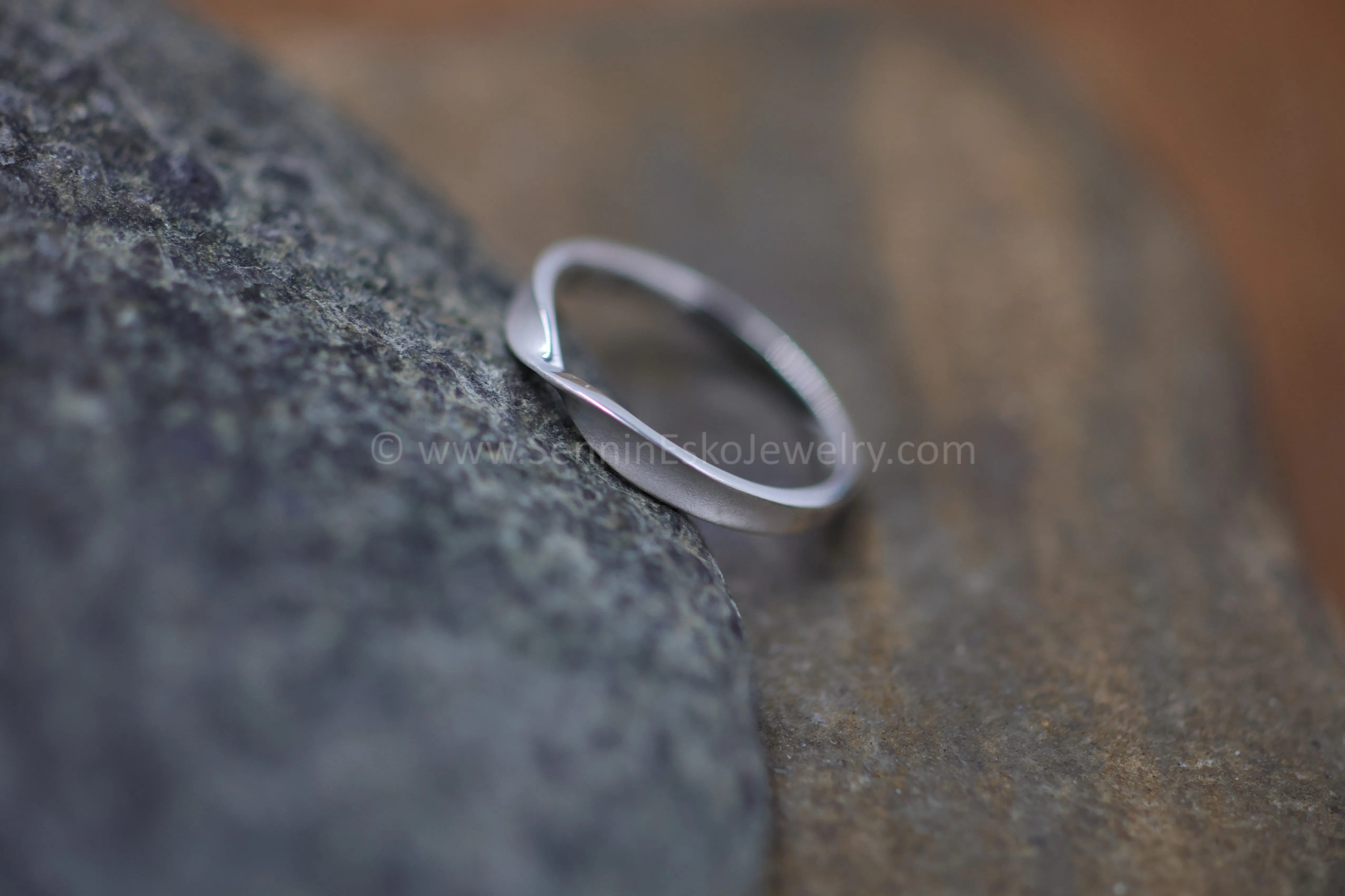 READY TO SHIP Mobius Stacking Ring, Size 7