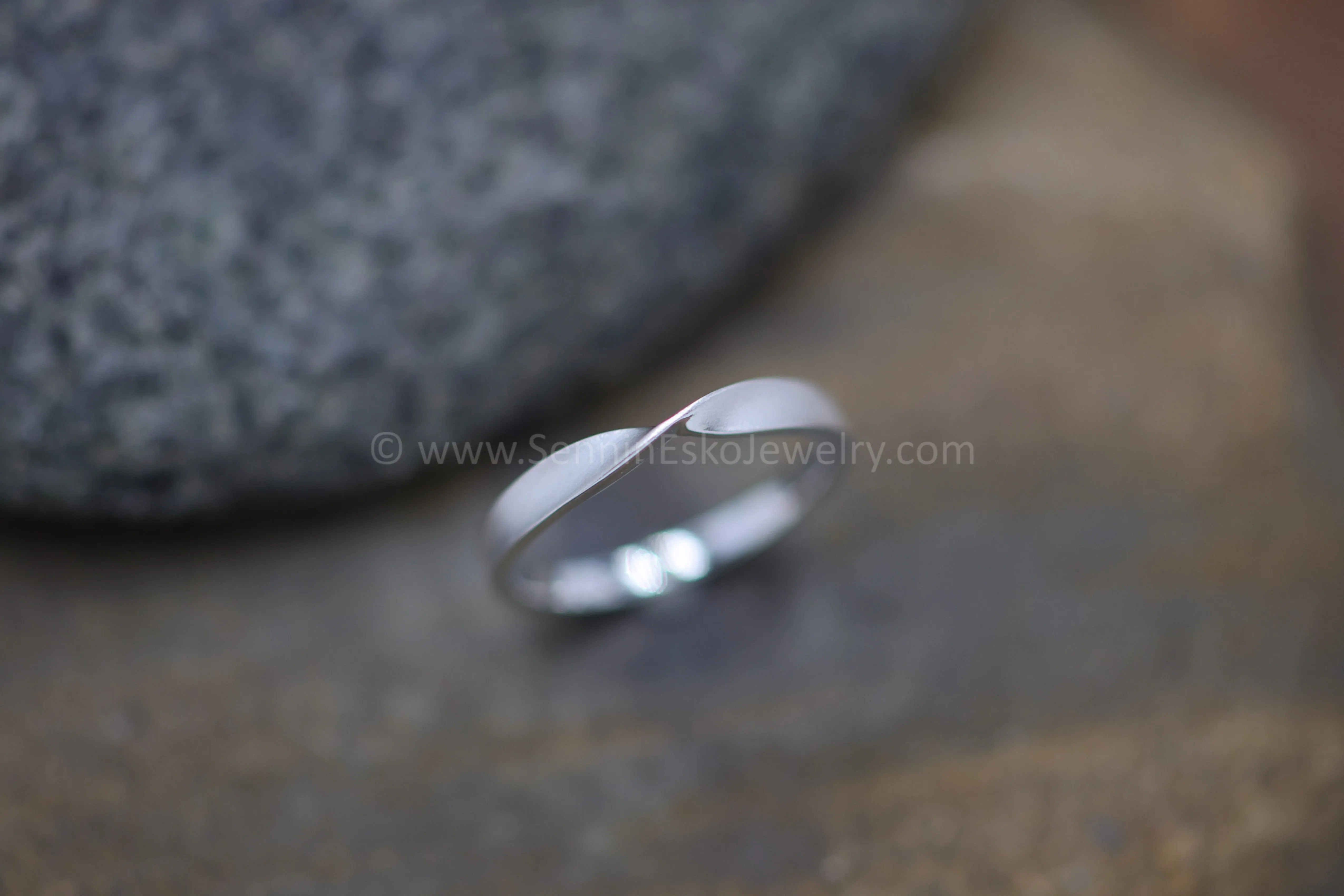READY TO SHIP Mobius Stacking Ring, Size 7