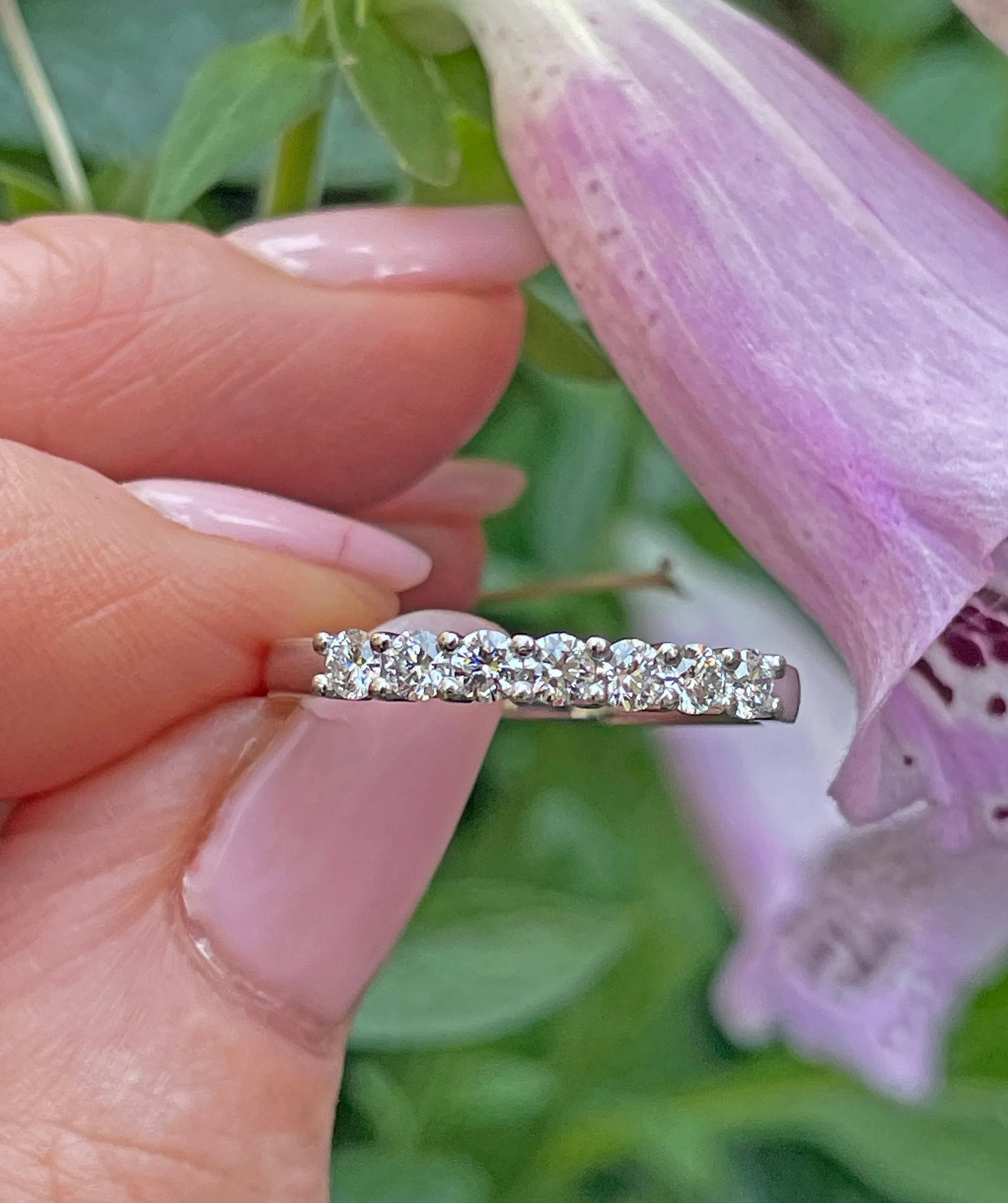 TIFFANY & Co Authentic Embrace with a Half Circle of 7 Diamonds Forever Platinum Ring Pt950